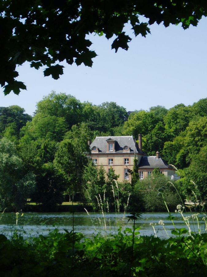Château Rouillon d'Allest Chartrettes Exterior foto